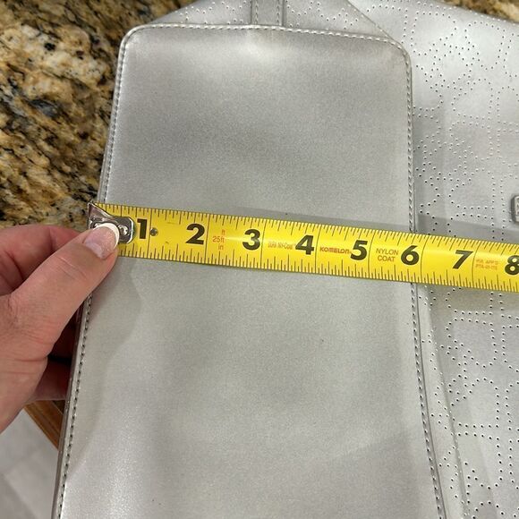 Kate Spade Small Harmony Metallic Tote Bag With Silver Hearts - Picture 12 of 13
